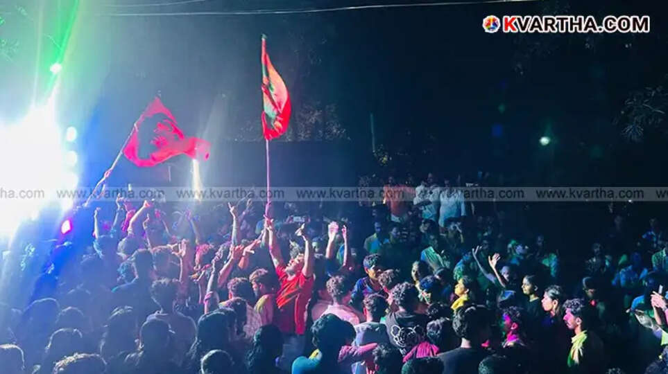 Temple festival procession in Kannur with Che Guevara flags and CPM banners