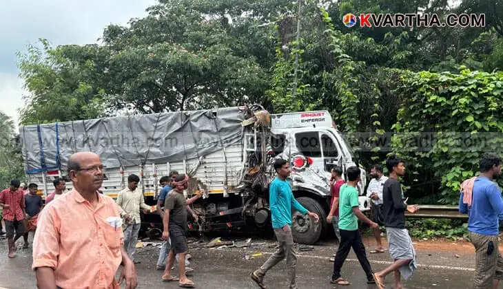 Bus and Lorry Collision in Kannur Injures 10; Two Critical