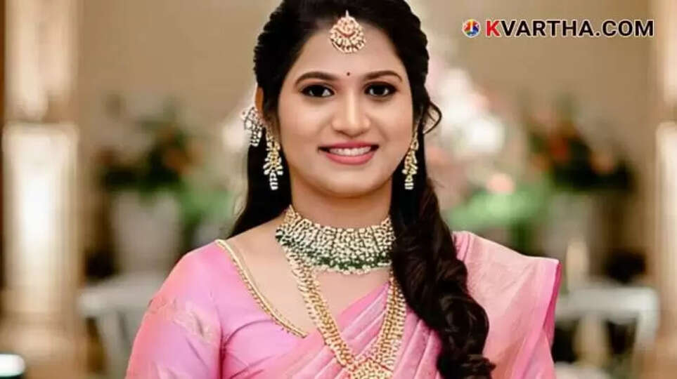 Bride Representing Kerala Gold Rate May 17