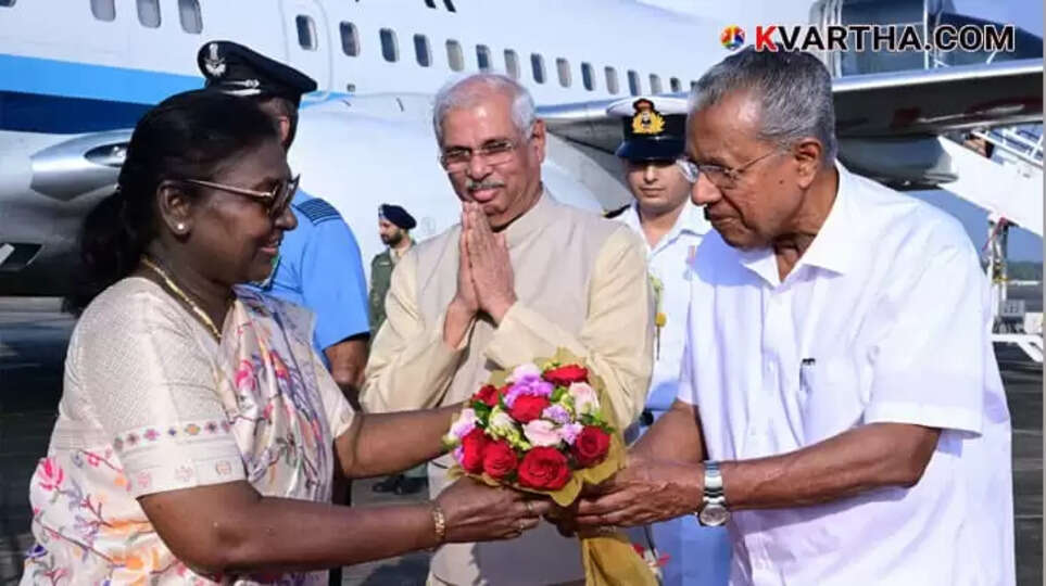 President Droupadi Murmu Arrives in Thiruvananthapuram for Navy Day Celebrations