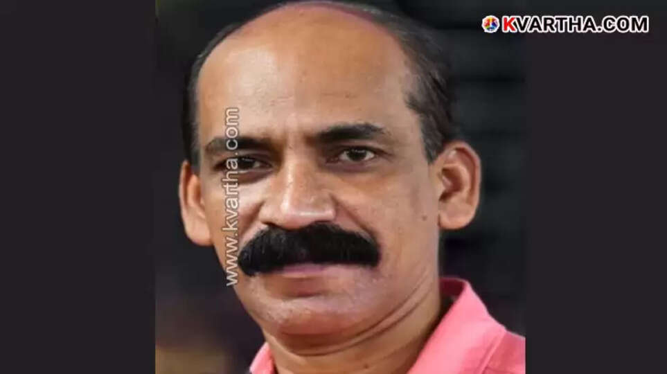 ഡ്യൂട്ടി കഴിഞ്ഞ് മടങ്ങവേ അപകടം; ദേശാഭിമാനി ലേഖകൻ രാഗേഷ് കായലൂർ അന്തരിച്ചു! #RageshKayaloor #Deshabhimani #Kannur #Journalist #Tragedy #RIP