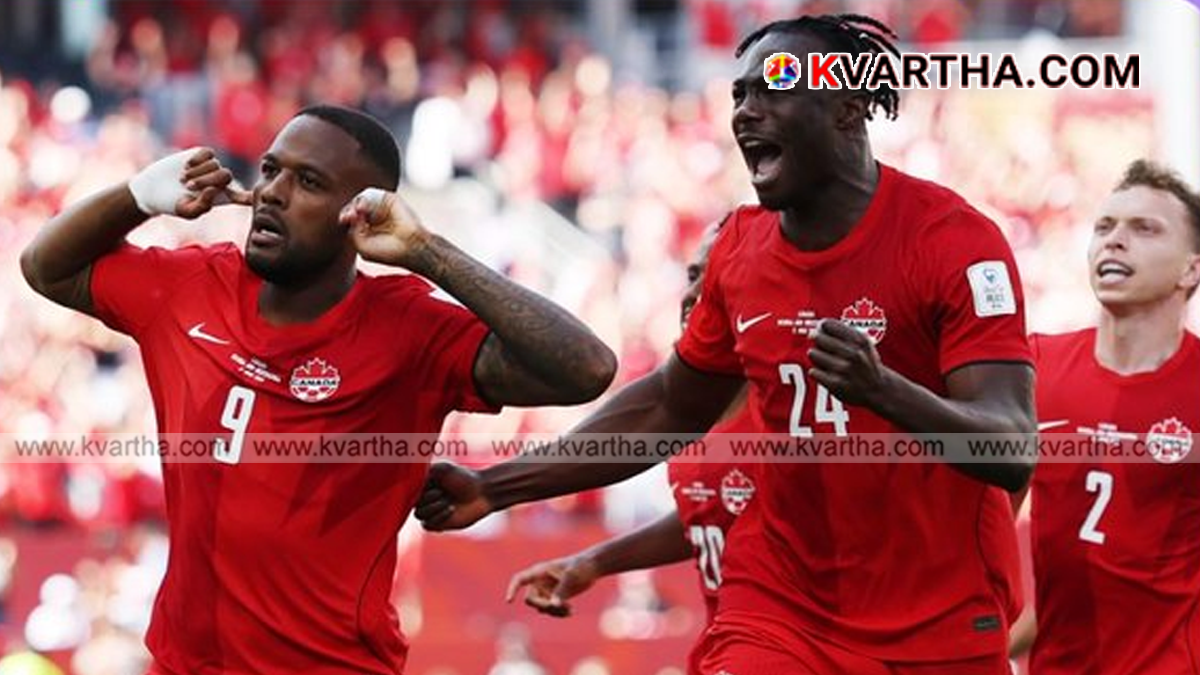 Cyle Larin celebrating his crucial goal for Canada.