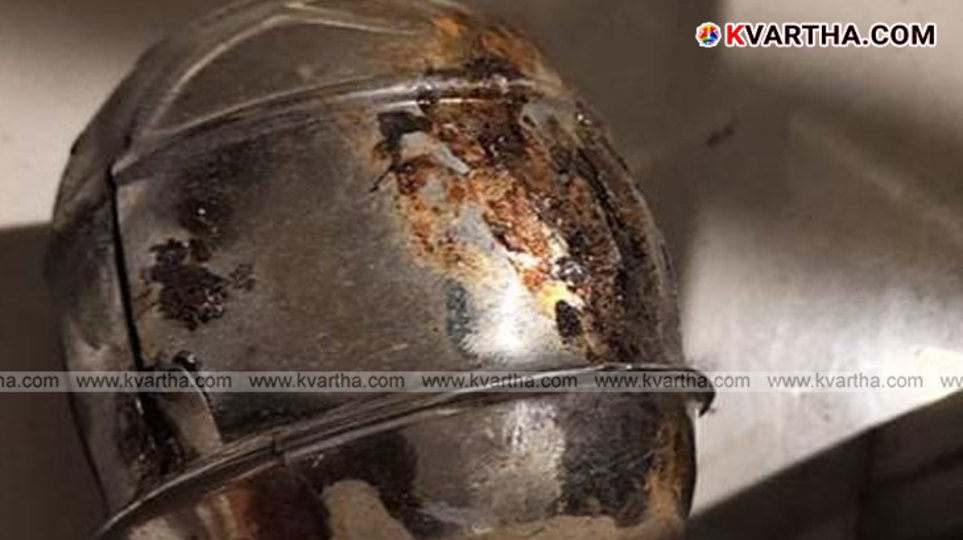 Police investigation at a house in Kannur following a bomb attack by RSS workers.