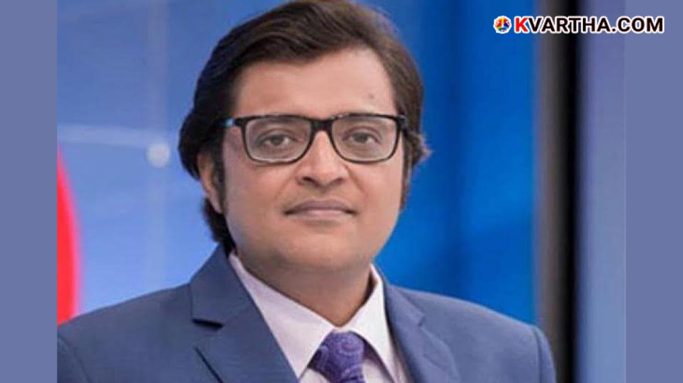 Arnab Goswami hosting news debate on Republic TV