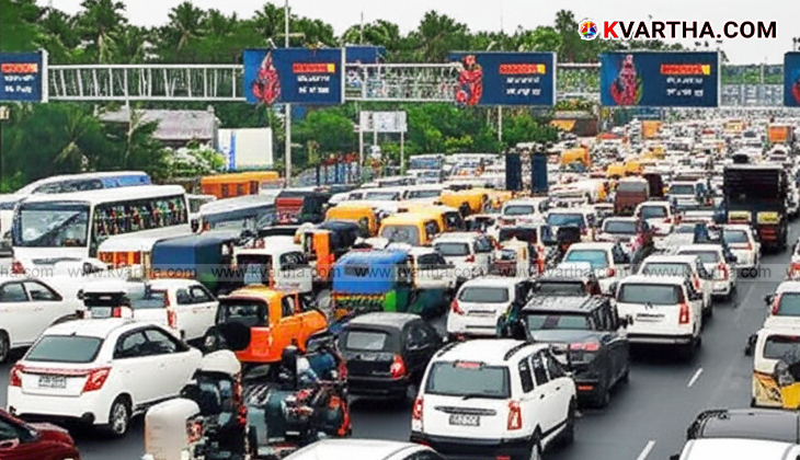 Alappuzha city traffic control for VS Achuthanandan funeral.