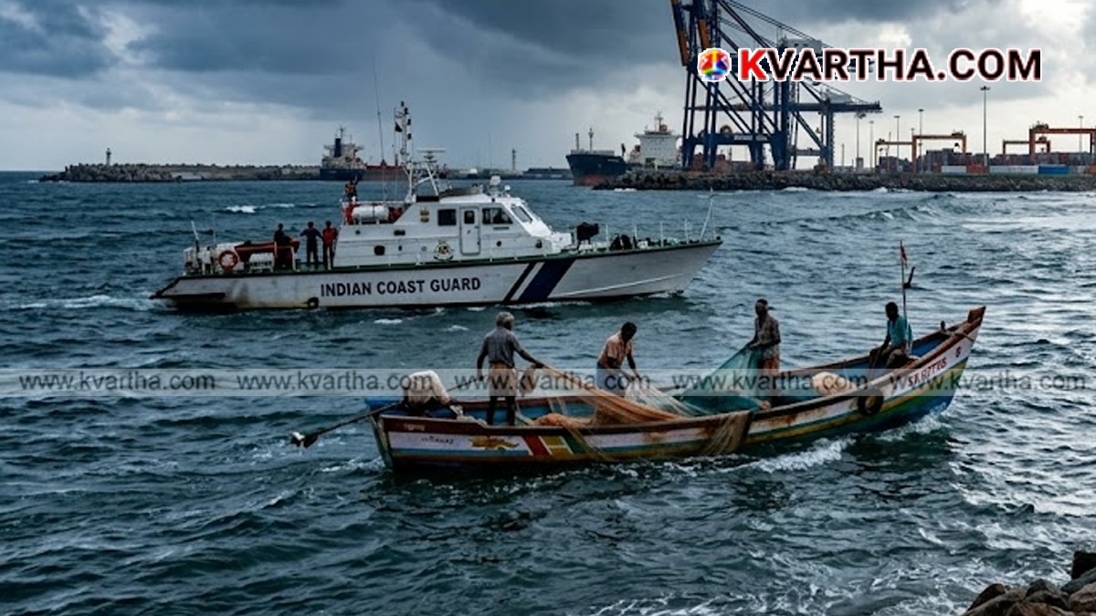  Fishing boats in Vizhinjam coast