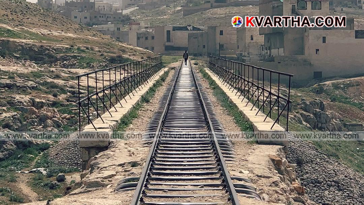 Conceptual image showing the revitalization of the historic Hijaz railway route.