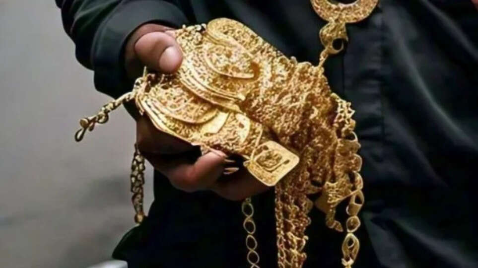 domestic help and friend steal from mt vasudevan nairs home