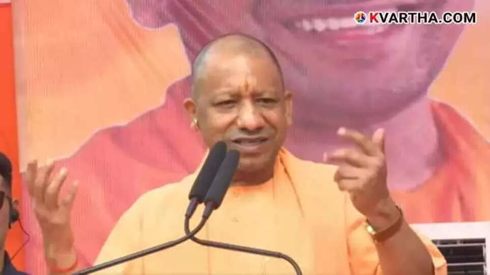 Yogi Adityanath addressing a large political rally in Darbhanga, Bihar.