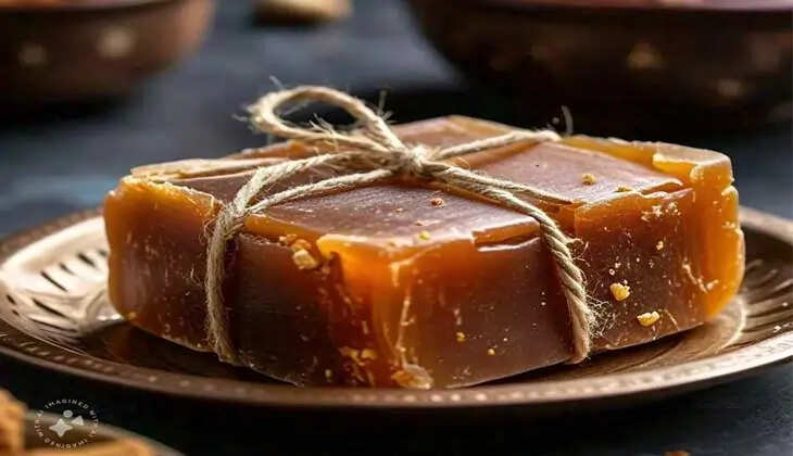 The Health Benefits of Jaggery Over Refined Sugar