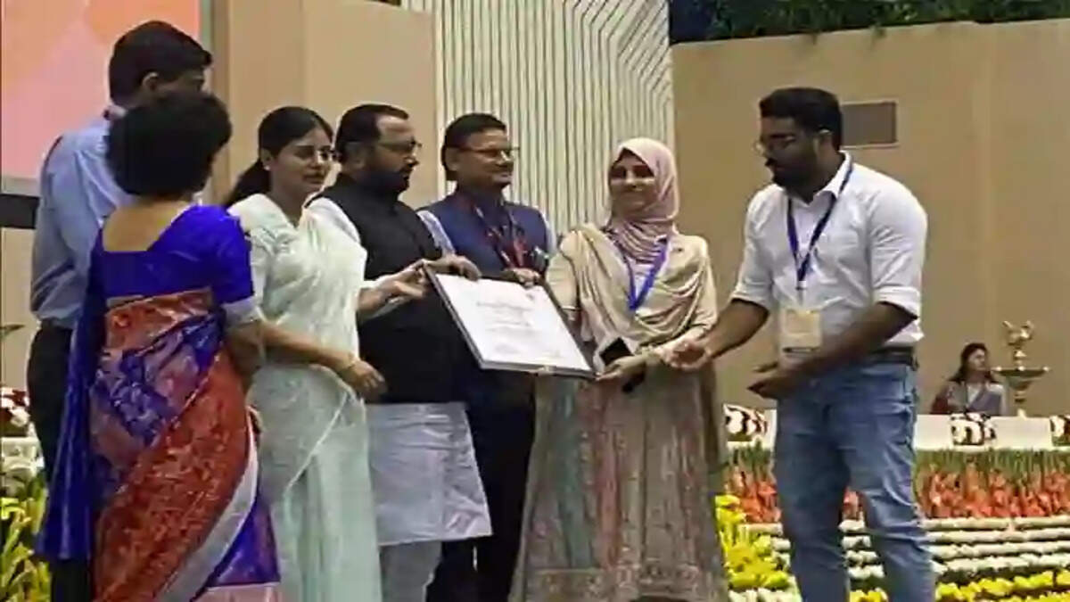 Kerala has won the distinction of being the best family health center in the country, Thiruvananthapuram, News, Best family health center, Haelth,  Award, Health Minister, Kerala News