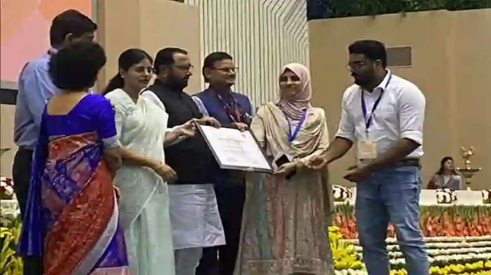 Kerala has won the distinction of being the best family health center in the country, Thiruvananthapuram, News, Best family health center, Haelth, Award, Health Minister, Kerala News
