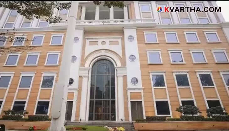 Congress leaders new headquarters in New Delhi