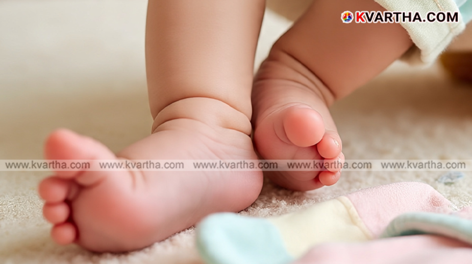 A symbolic scene of the police investigating the incident where a newborn baby was found dead in Kaduthuruthy.&nbsp;