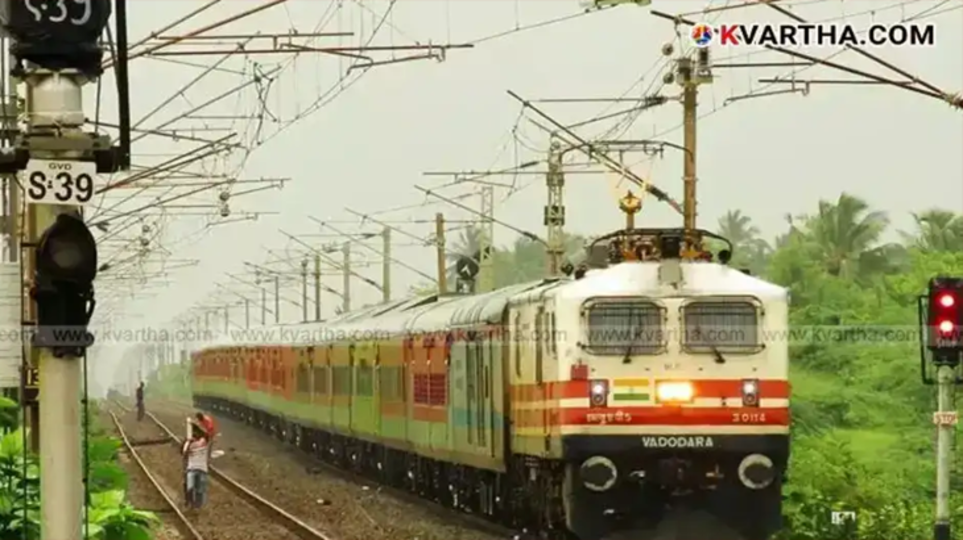 An iconic image of an Indian Railways train and its passengers.