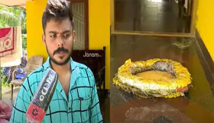 Wreath Placed in Front of BJP Activist's House Who Filed a Case Against CPM Cyber Warrior Arjun Ayanki