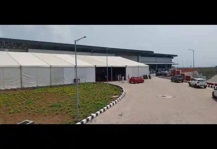 Airport Kannut