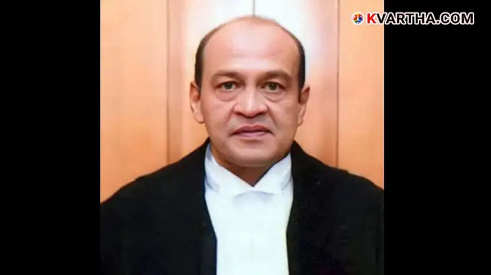 Money Found at Judge's Residence: Delhi HC Chief Justice Submits Inquiry Report to SC CJI; Collegium Decision Crucial