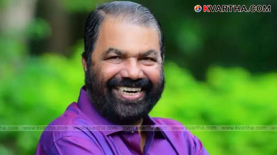 Collapsed building at Kodakkara