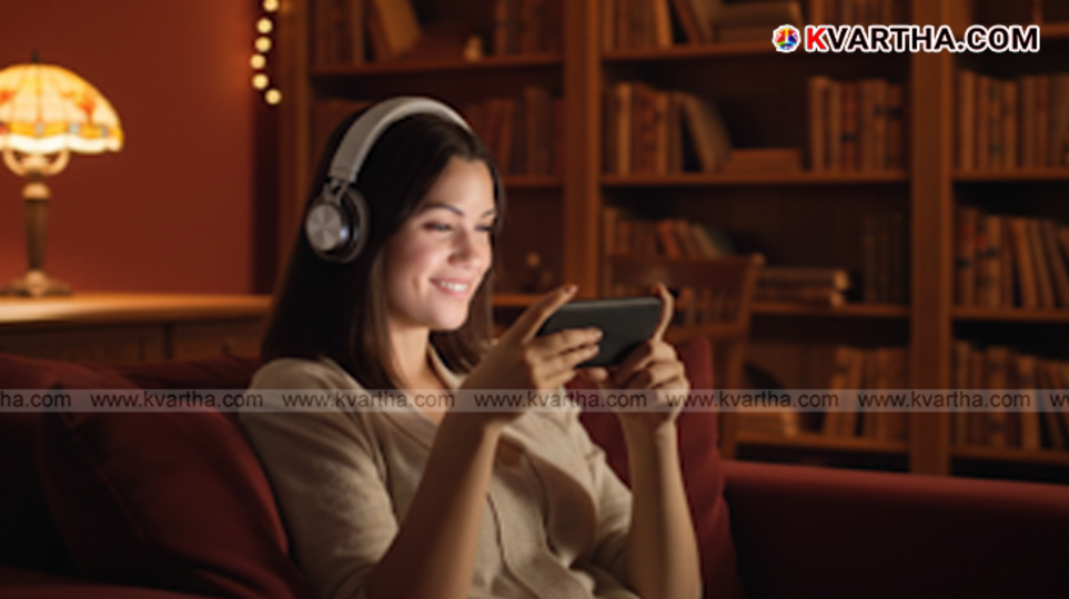  A person holding a mobile phone in Japan, illustrating the news about phone usage limits.