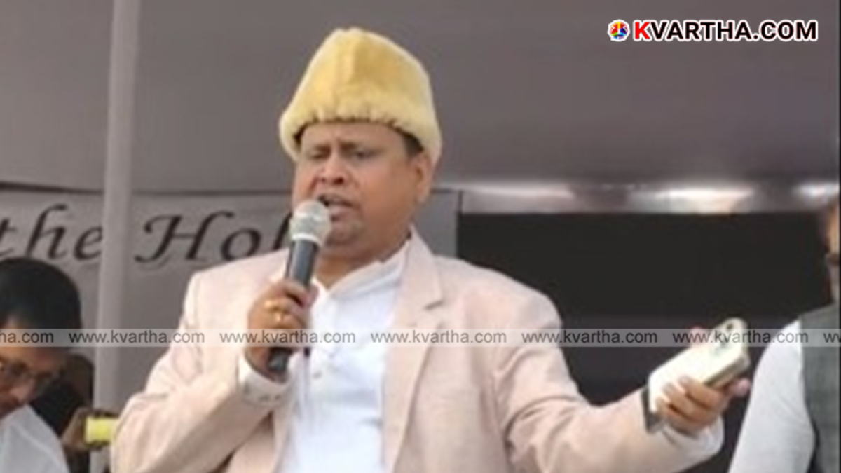 Humayun Kabir, former TMC MLA, addressing the crowd during the mosque foundation event.