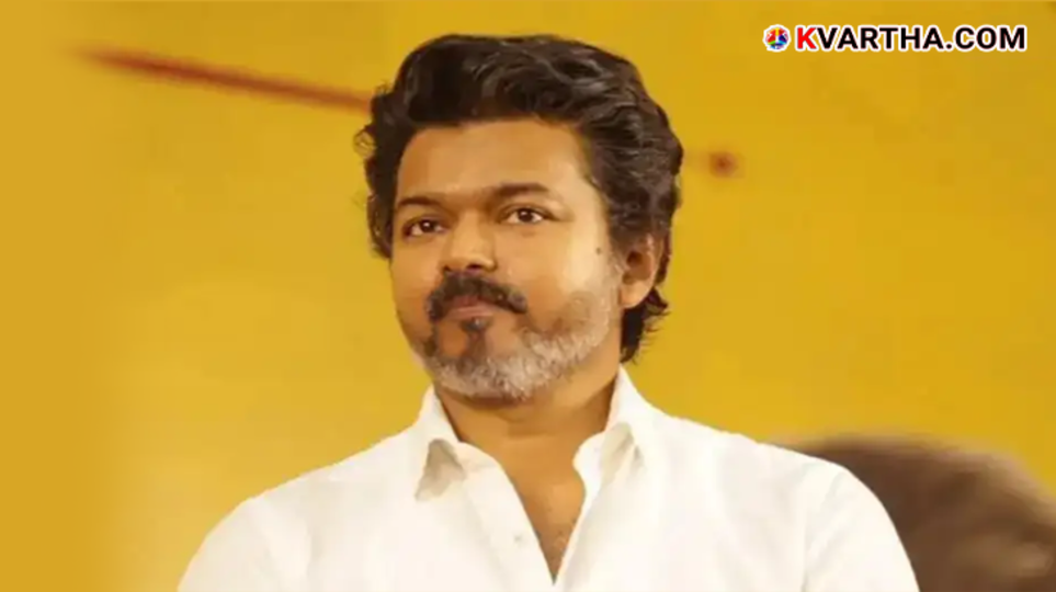 Actor Vijay arriving at the CBI HQ in New Delhi for questioning in the Karur case.