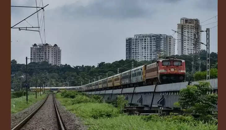 New Coaches in Jan Shatabdi Deemed Uncomfortable for Long Journeys