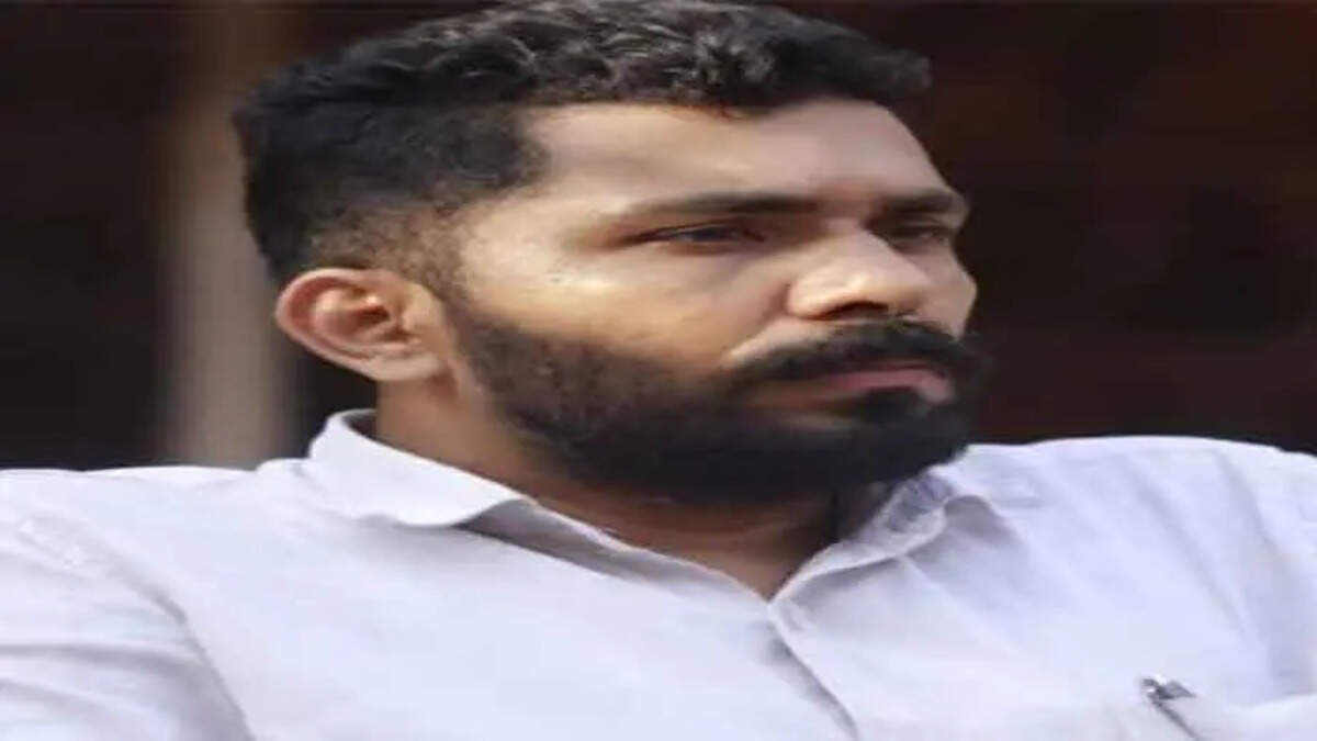 CPM expelled DYFI former district president Manu Thomas from the party, Kannur, News, CPM, Expelled, DYFI, Manu Thomas Politics, Kerala News  
