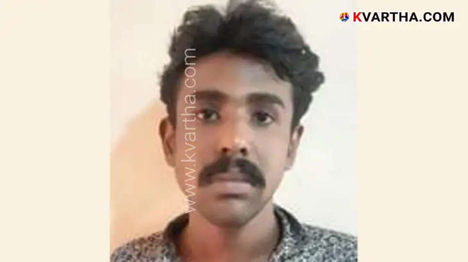 Youth Arrested for Stealing Charity Box in Broad Daylight