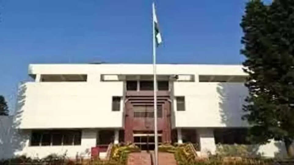 Pakistan Expels Indian High Commission Official in Retaliation for India's Action