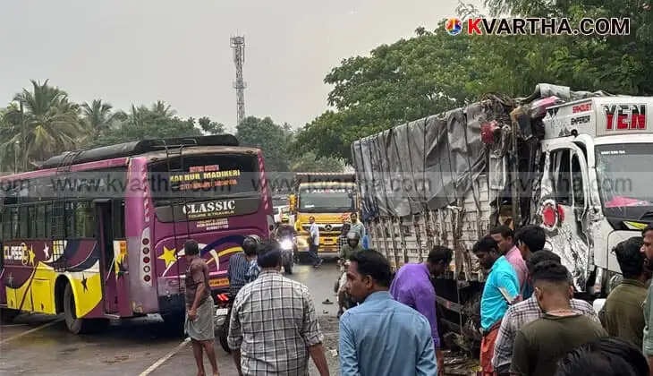 Bus and Lorry Collision in Kannur Injures 10; Two Critical