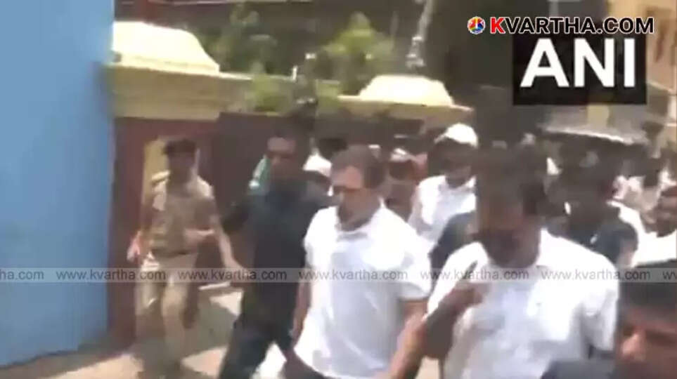 Rahul Gandhi leading a protest march in Bihar.