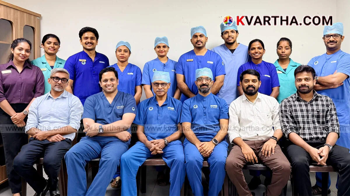  Image reflecting ECMO treatment and medical team at Aster MIMS Kannur