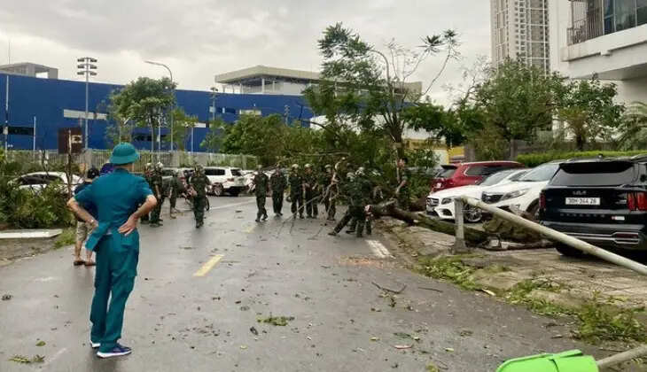 Typhoon Yagi Causes Destruction in Vietnam
