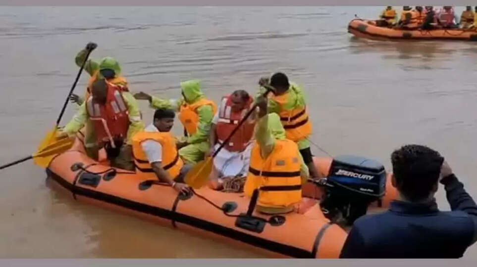 AKM Ashraf reacts Arjun's missing at Karnataka, Ankola landslide site, AKM Ashraf, MLA, Reacts, Arjun, Missing, Karnataka, Ankola.
