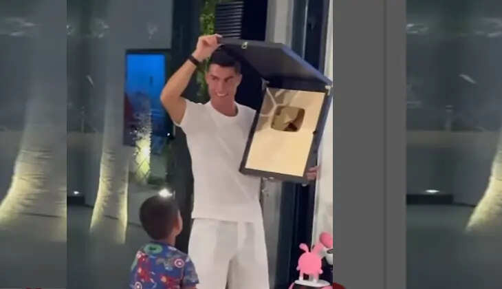 Ronaldo's YouTube Channel Breaks World Record