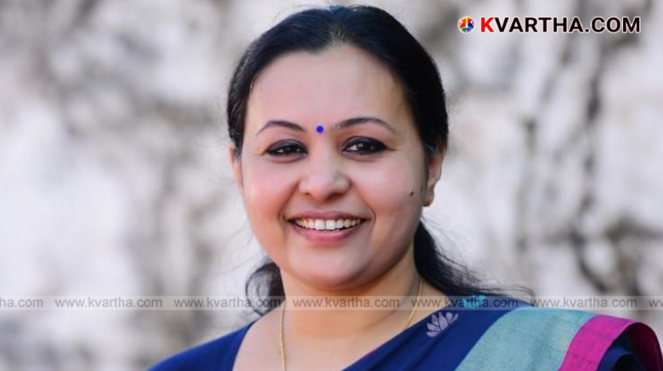 Kerala Health Minister Veena George chairing an emergency meeting on Nipah virus threat.