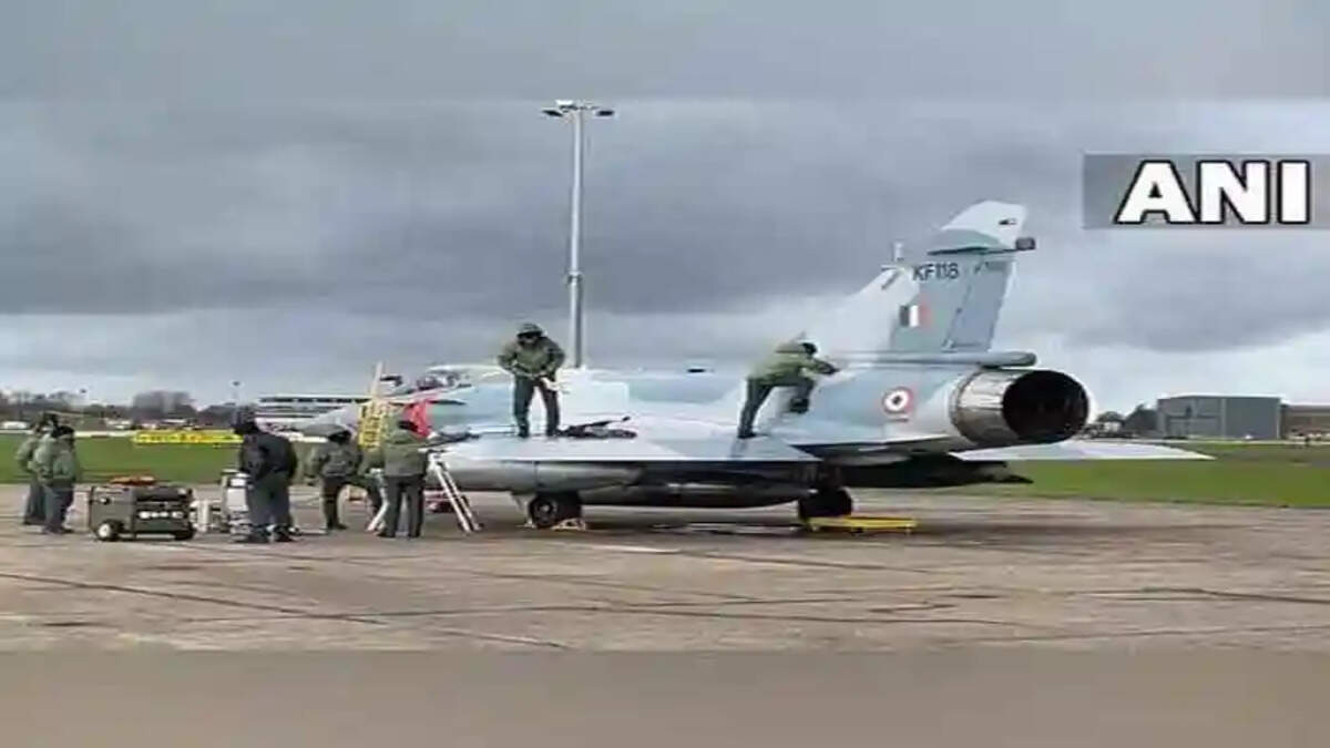 India, Qatar discuss proposal for sale of 12 used Mirage-2000 fighter aircraft, New Delhi, News, Fighter Aircratf, Meeting, Media, Report, Politics, National News