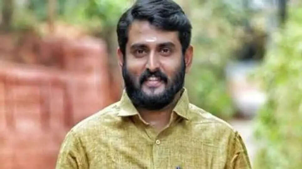 Mukesh, Film conclave, Kerala, Yuva Morcha, Protest, Allegation, Immoral Assault, CPM, Government