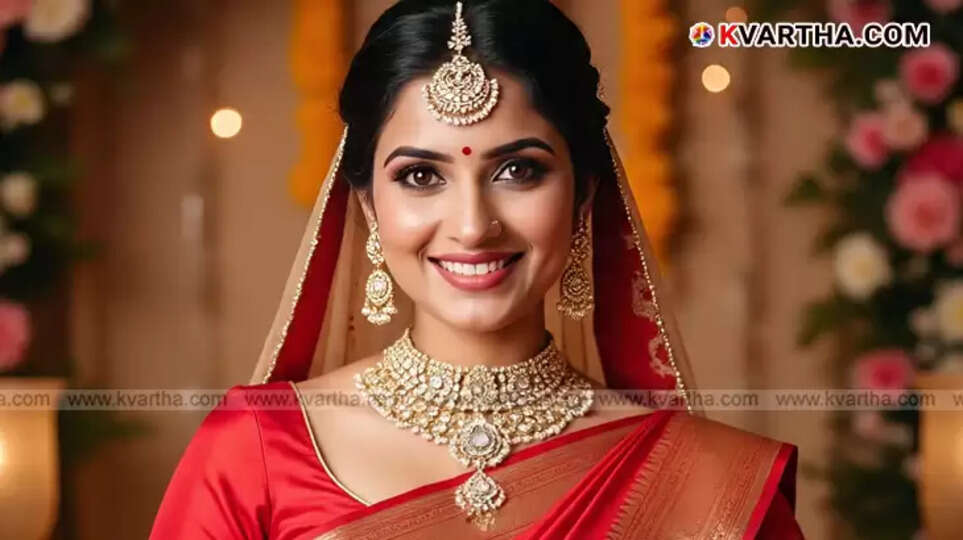 Gold Prices Plummet from Record High; Price of One Sovereign Drops by ₹440