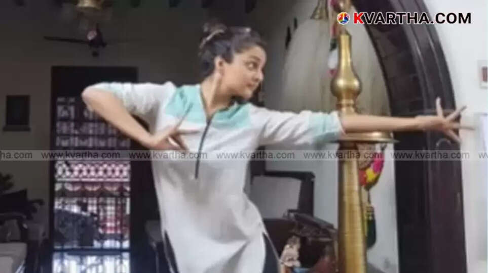 Manju Warrier practicing Kuchipudi dance.