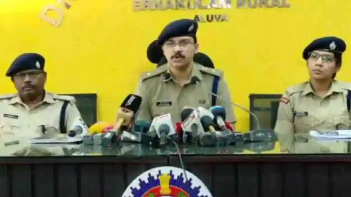 Kerala Organ trade ringleader arrested from Hyderabad, Ernakulam, Organ trade ringleader, Arrested, Kerala Police, Press Meet, Kerala  