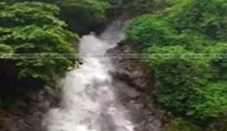 kannur tourism ban at karakkundu waterfall threeyearold