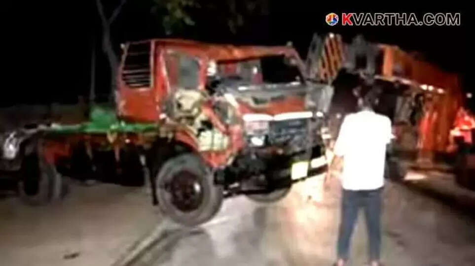  9 Women, 4 Children Died In Trailer-Truck Collision In Chhattisgarh