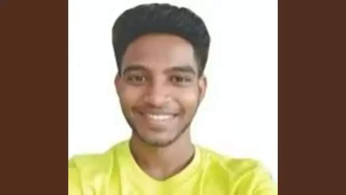 Bengaluru student dies in &lsquo;moral policing&rsquo; incident, 3 held
