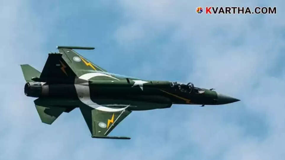 Pakistan closes airspace for 48 hours and prepares to retaliate against India