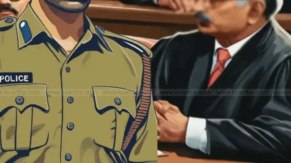 Retired judges and police officials attending an RSS event