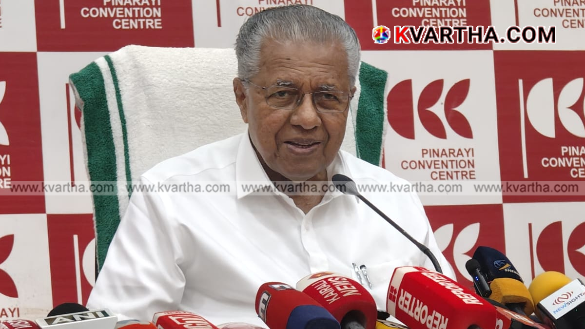 Opposition Leader Pinarayi Vijayan addressing the press
