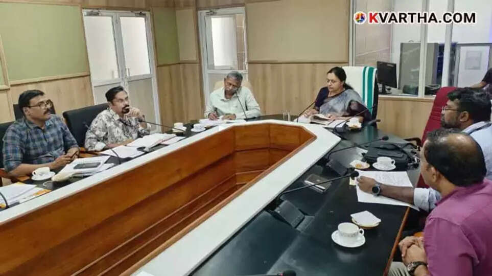 Health Minister Veena George at a meeting discussing the establishment of a skin bank in Kerala.