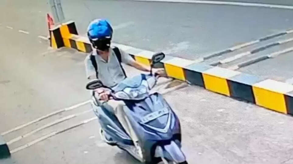 Scooter Stolen from Kannur Airport Parking Lot